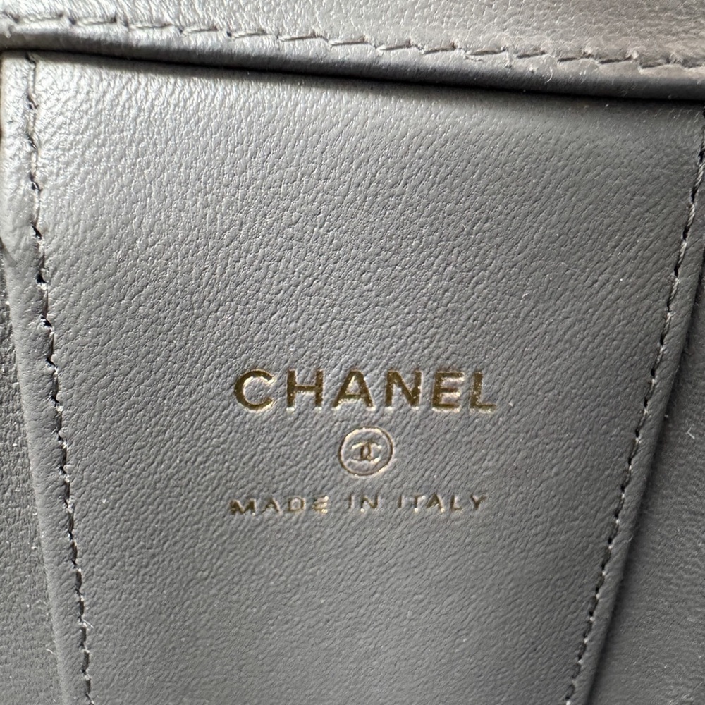 Chanel Mini Vanity Bag - Picture 11 of 14